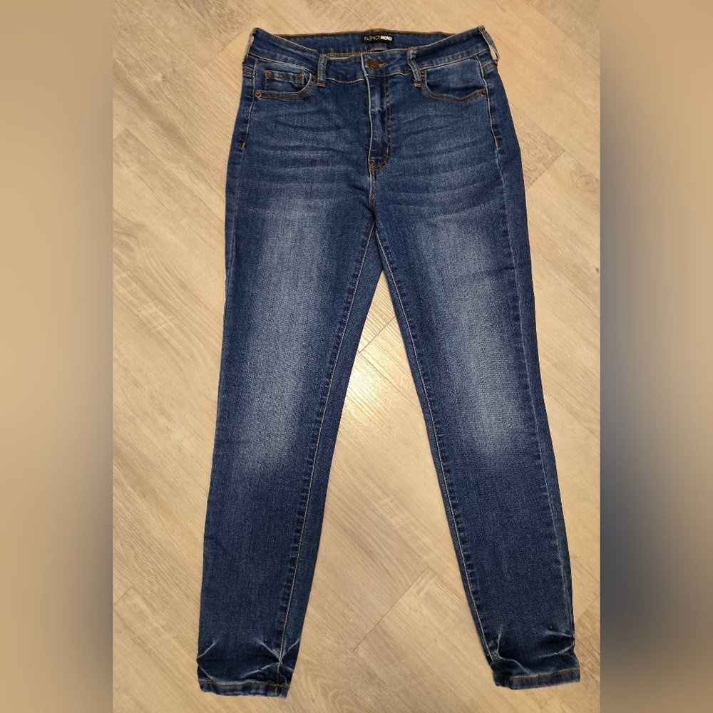 Fashion Nova Blue Women's Jeans Size 9